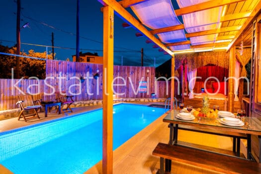 No.1009 | Ahşap Villa Müstakil Havuzlu Kaş