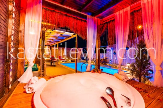 No.1009 | Ahşap Villa Müstakil Havuzlu Kaş