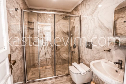 No.2008 | Kaş Kiralık Deniz Manzaralı 2+1 Apart