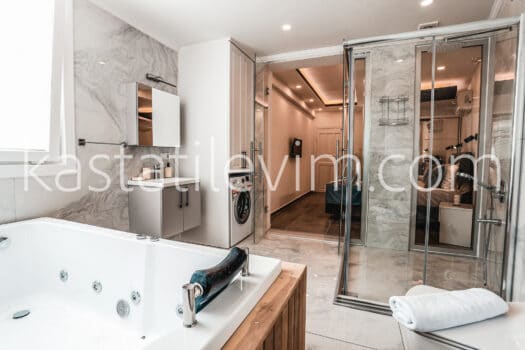 No.2008 | Kaş Kiralık Deniz Manzaralı 2+1 Apart