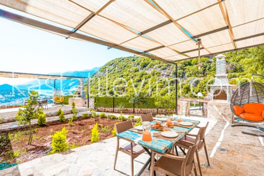 No.2008 | Kaş Kiralık Deniz Manzaralı 2+1 Apart