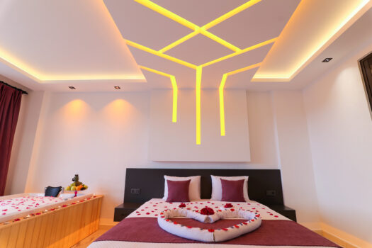 No.1030| KAŞ DOĞA MANZARALI BAHÇELİ HAVUZLU VİLLA